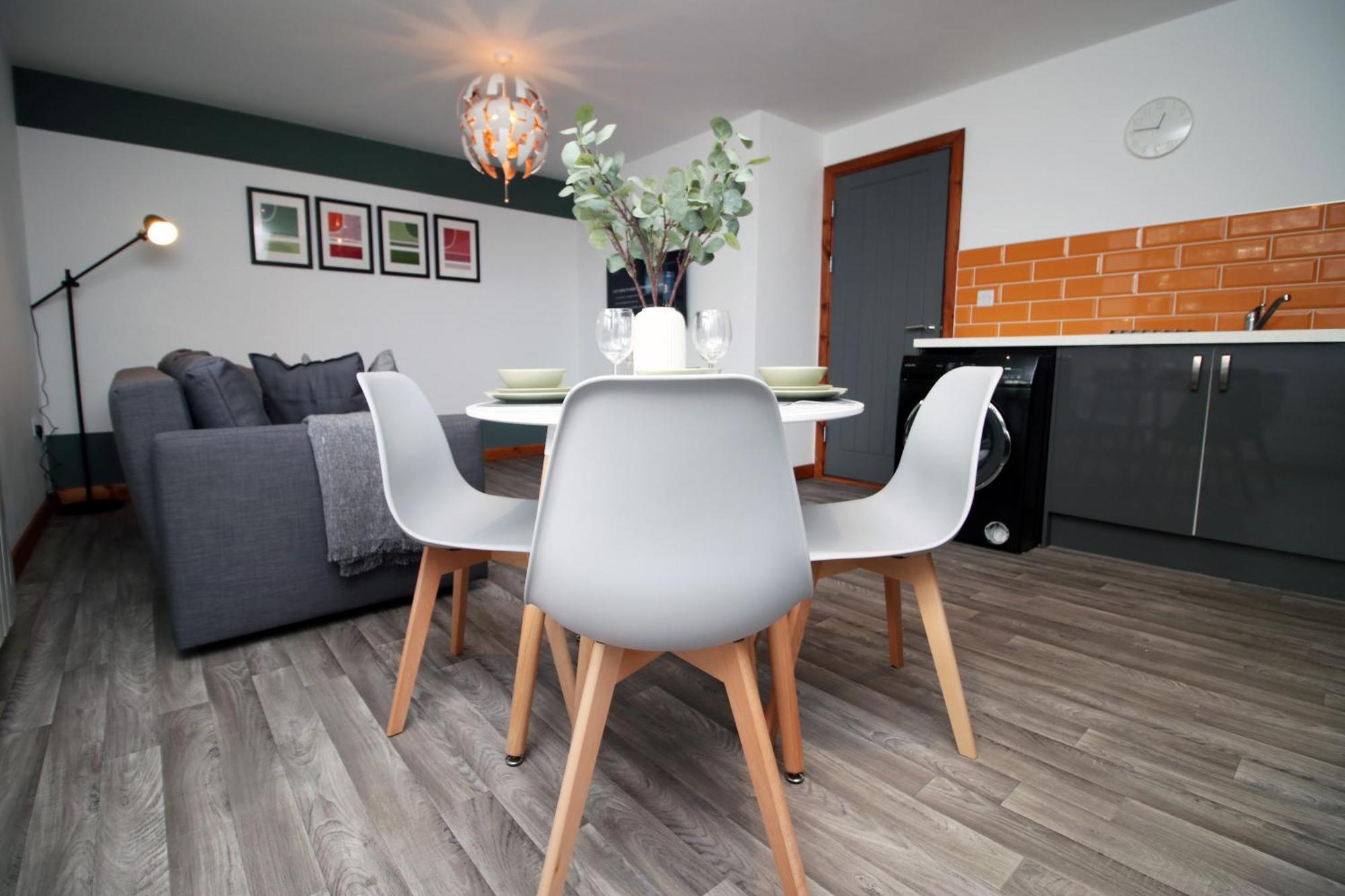 Fully Equipped Kitchen, Parking, City Centre Swansea Exteriör bild