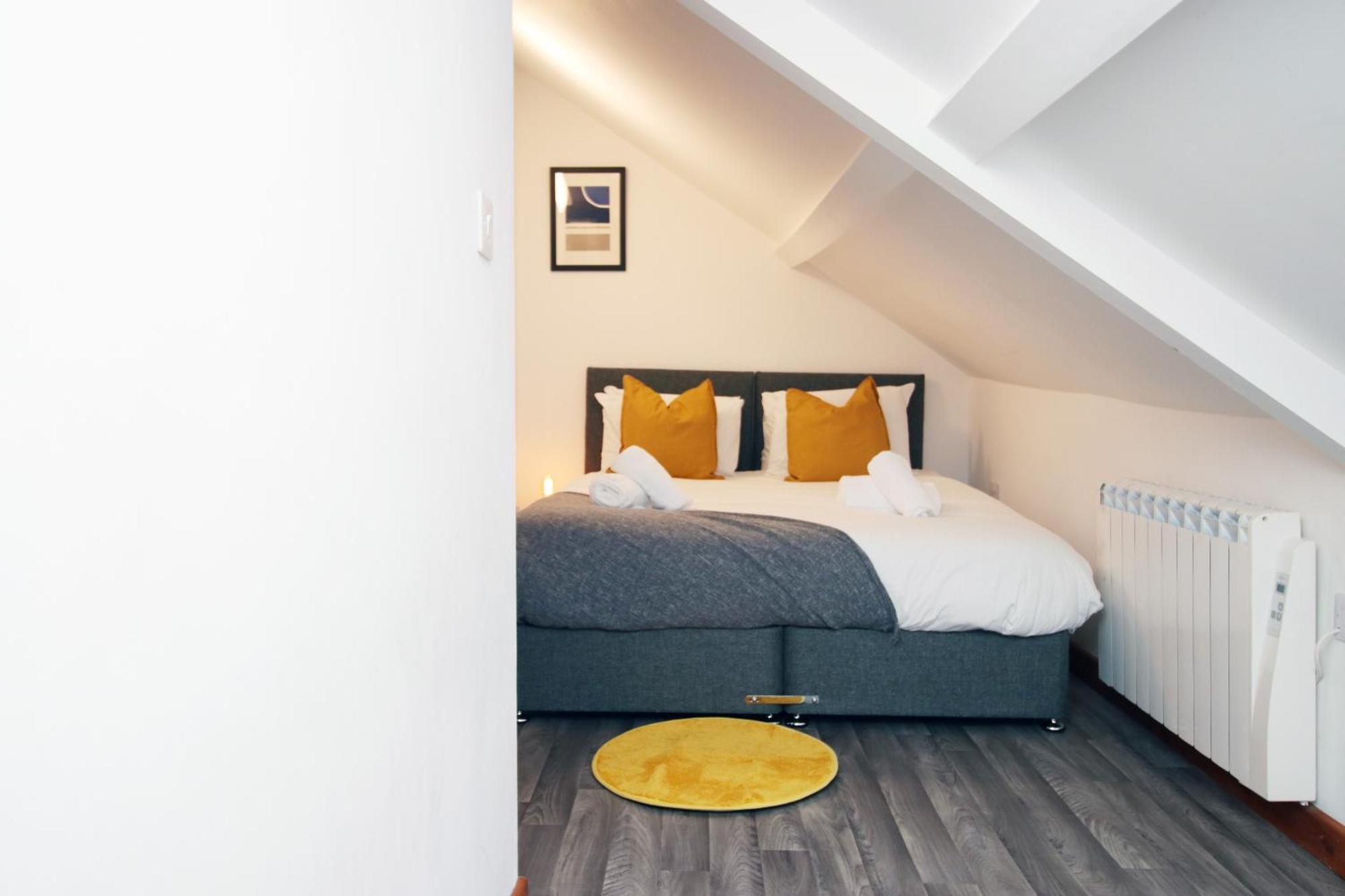 Fully Equipped Kitchen, Parking, City Centre Swansea Exteriör bild