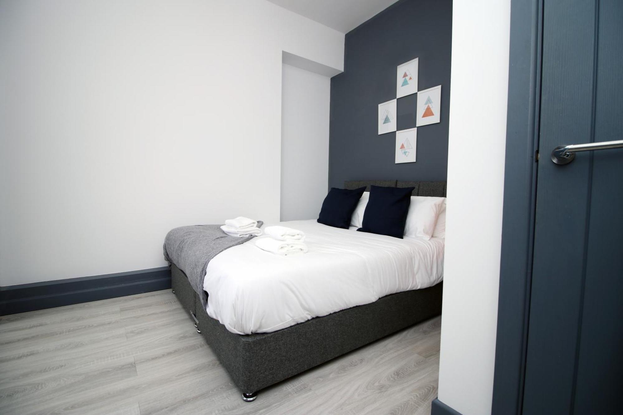 Fully Equipped Kitchen, Parking, City Centre Swansea Exteriör bild