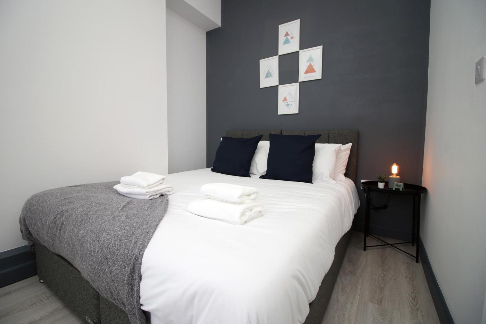 Fully Equipped Kitchen, Parking, City Centre Swansea Exteriör bild