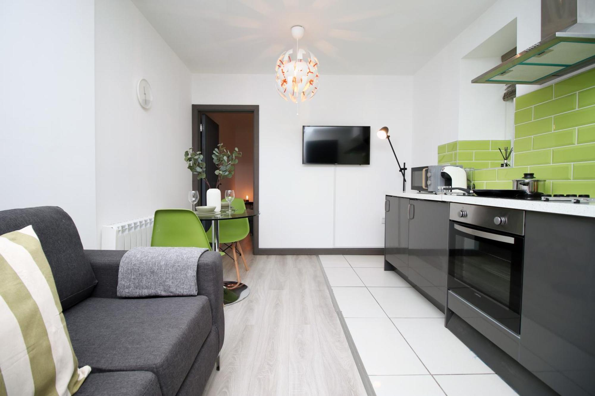 Fully Equipped Kitchen, Parking, City Centre Swansea Exteriör bild