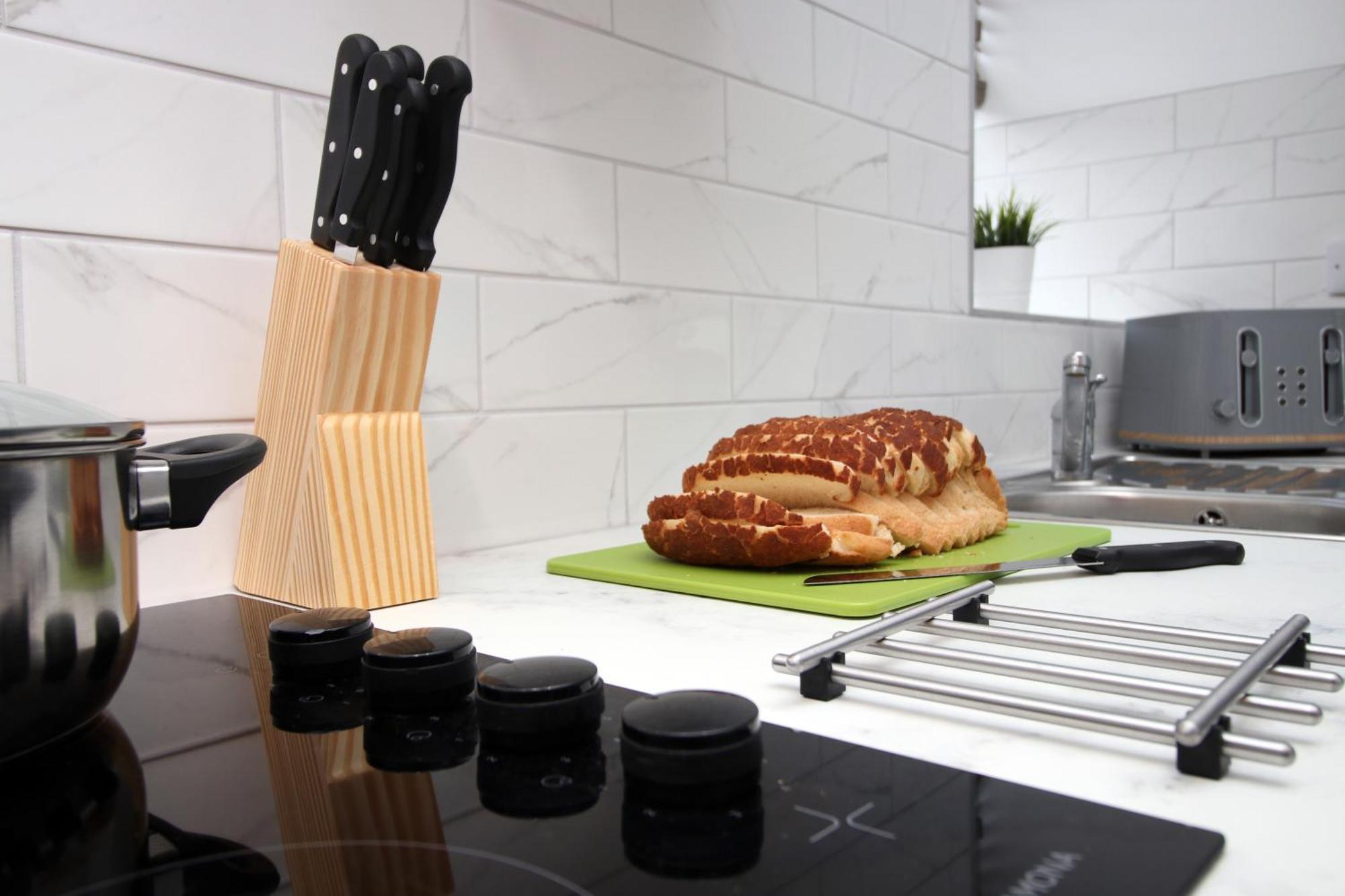 Fully Equipped Kitchen, Parking, City Centre Swansea Exteriör bild