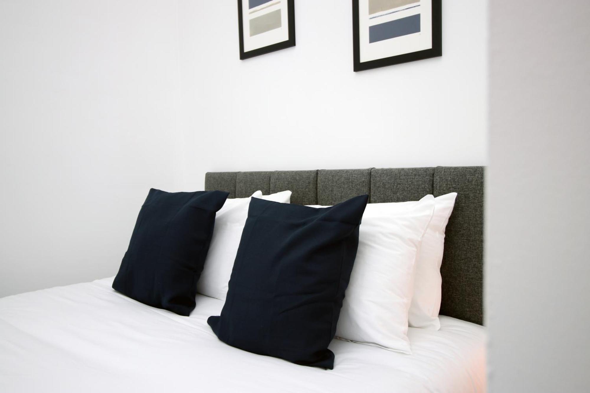 Fully Equipped Kitchen, Parking, City Centre Swansea Exteriör bild